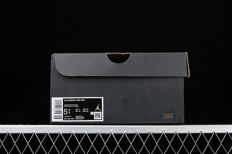 All Categories Air Jordan Jordan Series Basketball Shoes Air Jordan 1 Mid Special Price G Version Pure Original Air Jordan 1 Mid GS AJ1 Joe 1 Blue Panda China Basketball Shoes 554725-084